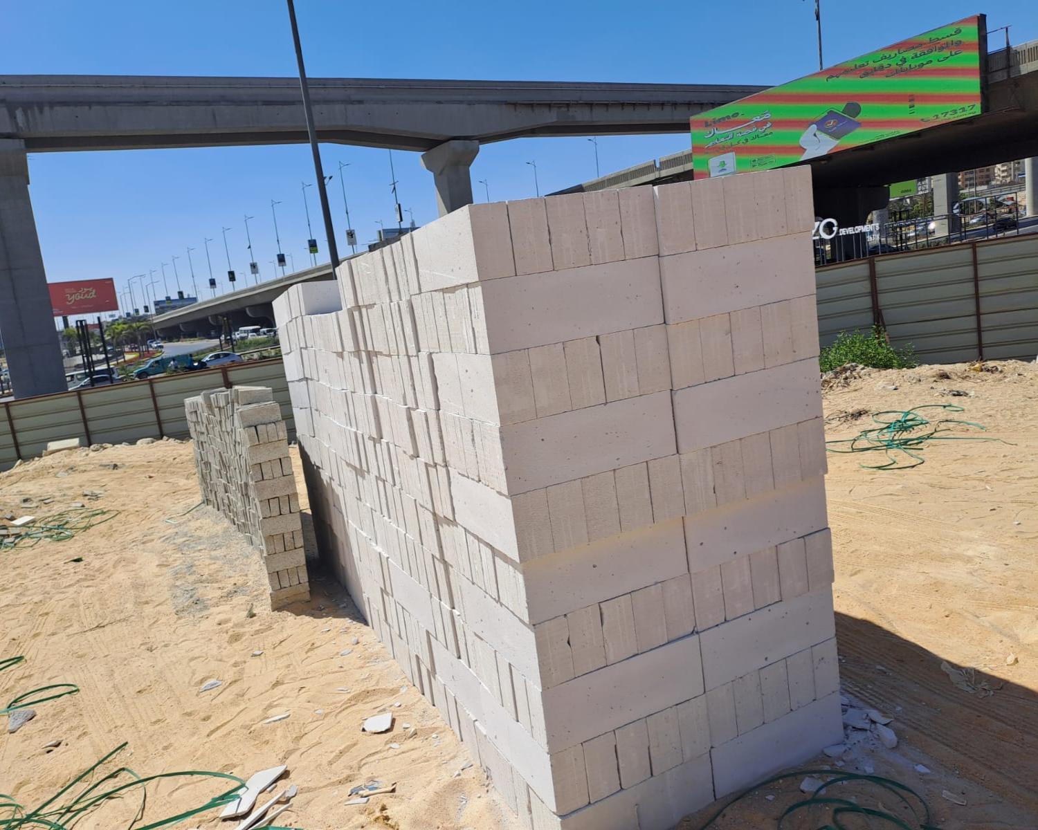 طوب ابيض خفيف مع شركة النور وفر وقتك وتكلفتك