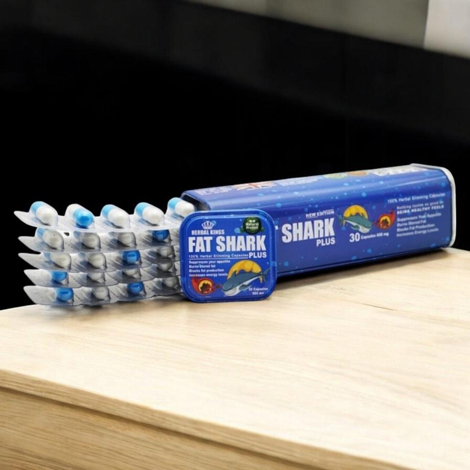 كبسولات فات شارك بلس تقلل الشهية وتحدّ من الرغبة في تناول الطعام.