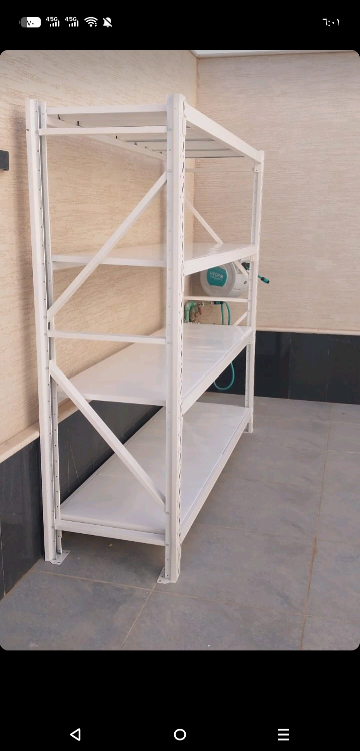 رفوف تخزين رفوف