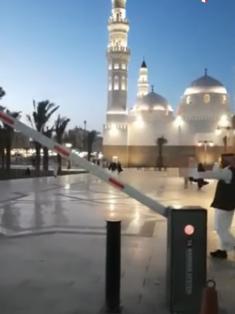 بوابات مرور سيارات بوابه مواقف امنية الكترونية  بوابات دخول و خروج سيارات barrier gates