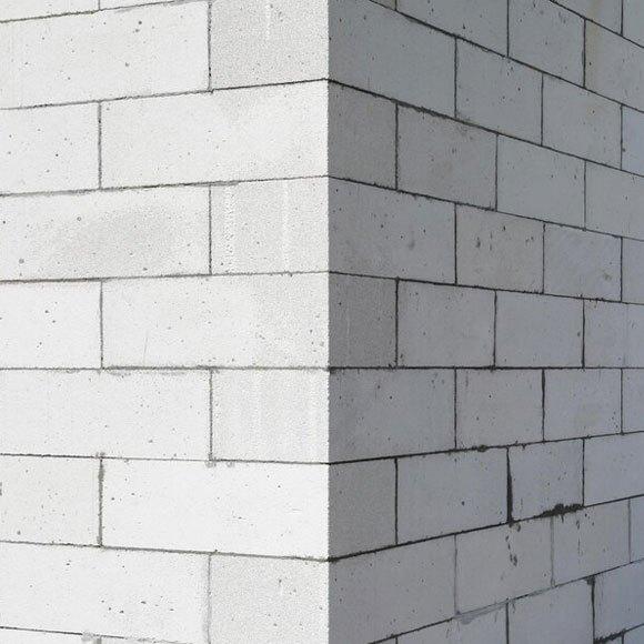 الطوب الأبيض الرغوي من شركة النور حل مثالي لبناء أسرع وتكلفة أقل وتشطيب أنضف