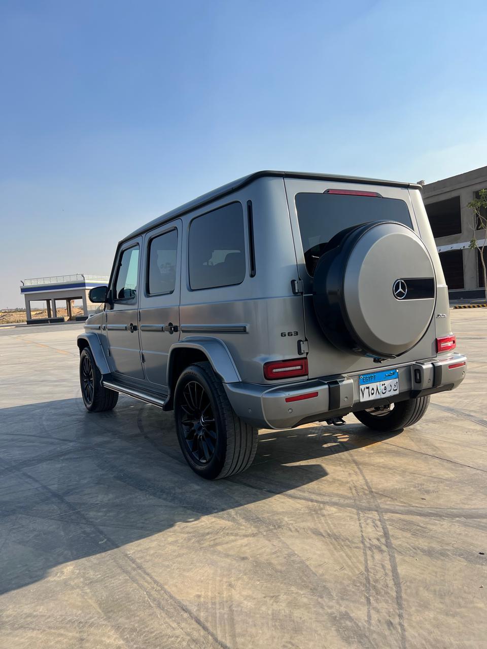 "Book Now: Stand Out in Pure Luxury – Mercedes G63 Chauffeur Service Directly to InterContinental Ca